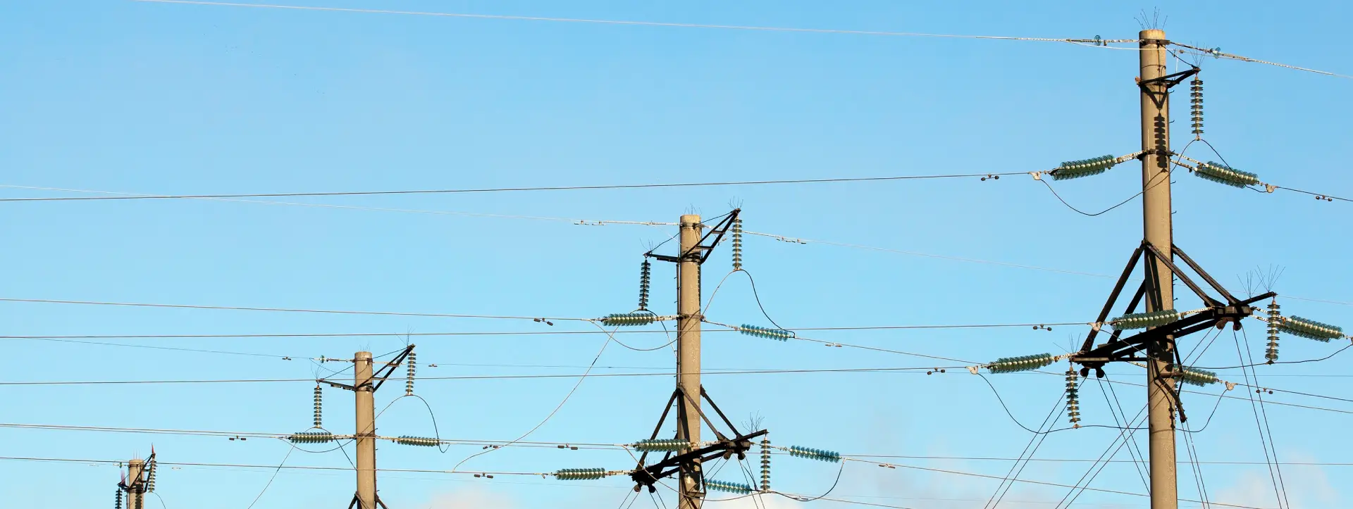 Supply and Installation of 33 kV Monopoles Replacing Conventional RSJ Poles for the Adani Renewable Energy Project in the Khavda Region, Gujarat, India